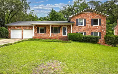 137 Canterfield Rd, Columbia, SC 29212