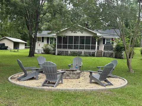 858 Pinehurst Rd, Winnsboro, SC 29180