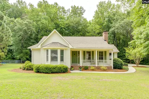 241 Woodridge Cir, Lugoff, SC 29078