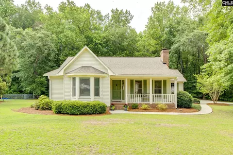 241 Woodridge Cir, Lugoff, SC 29078