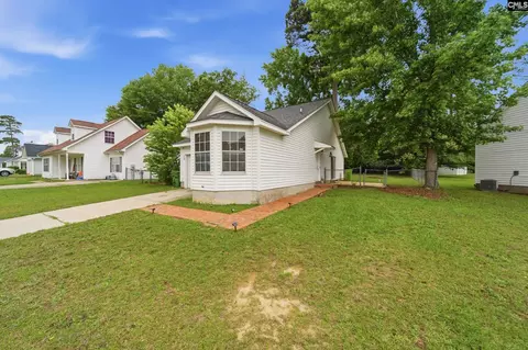 229 Starling Goodson Rd, Hopkins, SC 29061