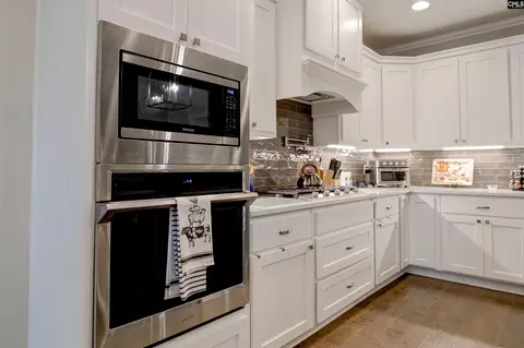 Kitchen - 134 Backspin Dr, Elgin, SC 29045 photo 6 of 8