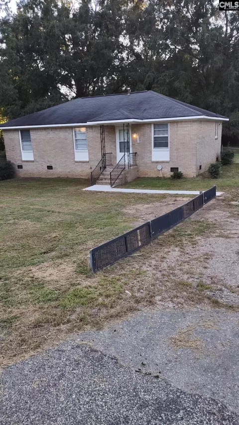 114 Henry St, Eastover, SC 29044