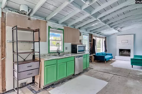 Kitchen - 1628 Deep Cove Ln, Gilbert, SC 29054 photo 1 of 2