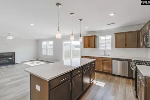 Kitchen - 6009 Edgemont Ct, Elgin, SC 29045 photo 3 of 3