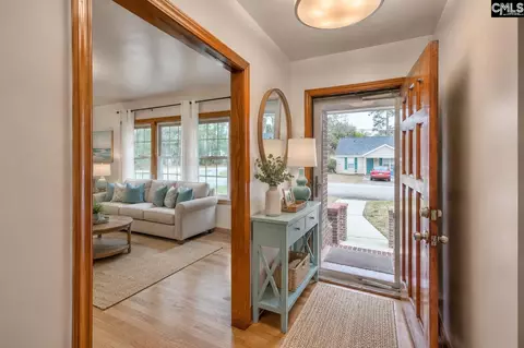 207 Woodhaven Dr, West Columbia, SC 29169