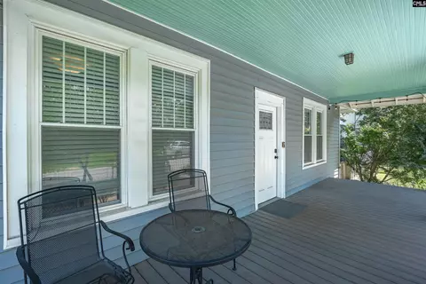 Exterior - 326 Lyles St, Cayce, SC 29033 photo 3 of 5