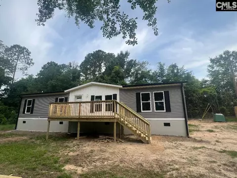 282 Squirrel Hollow Rd, Lexington, SC 29073