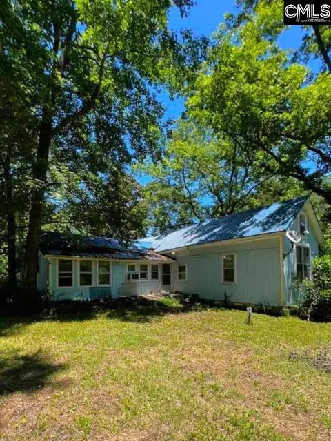 668 Harmon Rd, Hopkins, SC 29061
