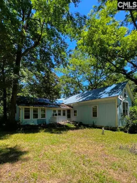 668 Harmon Rd, Hopkins, SC 29061