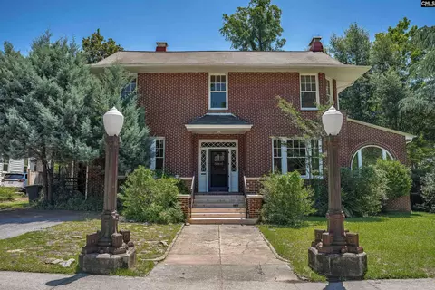 902 Maple St, Columbia, SC 29205