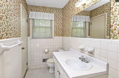 119 Pine Ln, Cayce, SC 29033 photo 17
