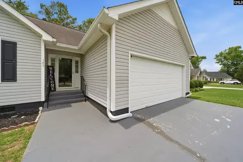 145 Pear Ct, Lexington, SC 29073