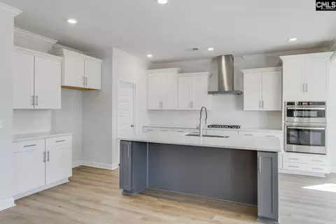 Kitchen - 645 Falling Leaf Ln, Chapin, SC 29036 photo 1 of 4