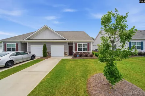 18 Edgebrook Dr # A, Lugoff, SC 29078