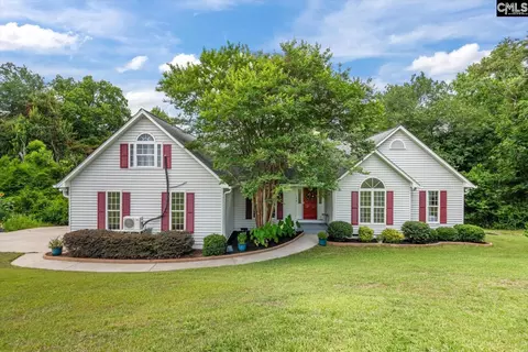 156 Crown Point Rd, Lexington, SC 29073