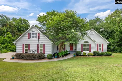 156 Crown Point Rd, Lexington, SC 29073