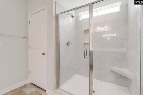 Bath - 6011 Edgemont Ct, Elgin, SC 29045 photo 1 of 3