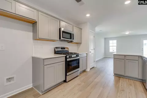 Entry Way - 6011 Edgemont Ct, Elgin, SC 29045 photo 2 of 9