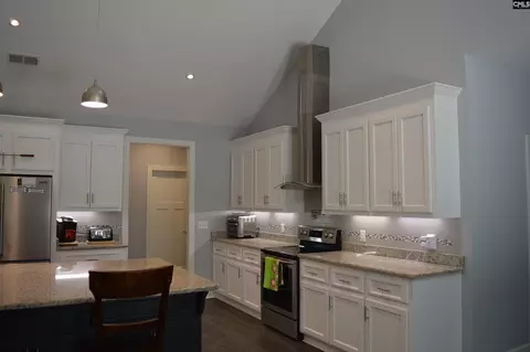 Kitchen - 1759 Lake Rd, Ridgeway, SC 29130 photo 3 of 3