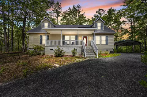 213 Lakeview Rd, Eastover, SC 29044