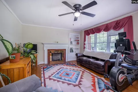 Living - 3048 Timrod Rd, Bethune, SC 29009 photo 2 of 4