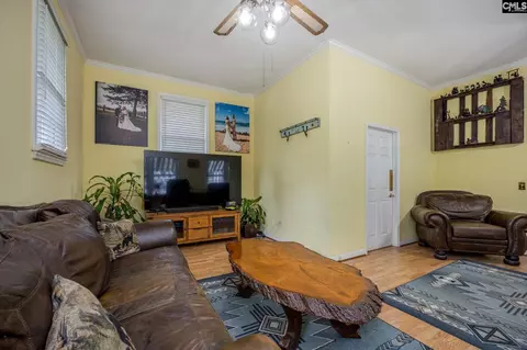 Living - 3048 Timrod Rd, Bethune, SC 29009 photo 3 of 4