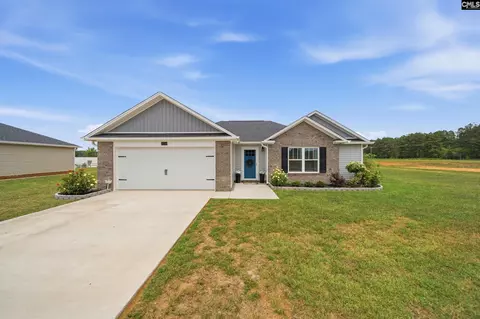 1110 Makayla Ln, Wedgefield, SC 29168