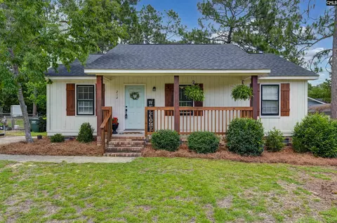 212 S Wrenwood Dr, Lexington, SC 29073