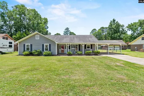 1304 Fairlawn Dr, Sumter, SC 29154