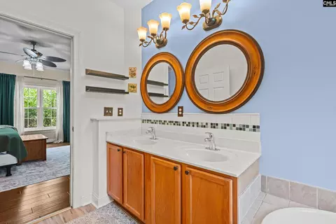 Bath - 321 Windy Rd, Gilbert, SC 29054 photo 3 of 10
