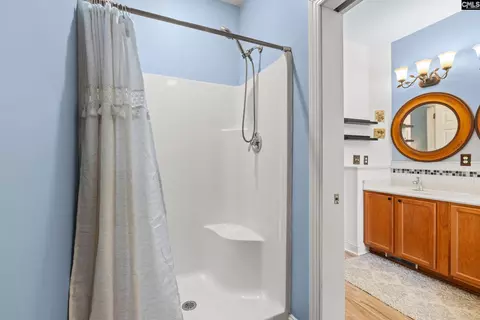 Bath - 321 Windy Rd, Gilbert, SC 29054 photo 1 of 10