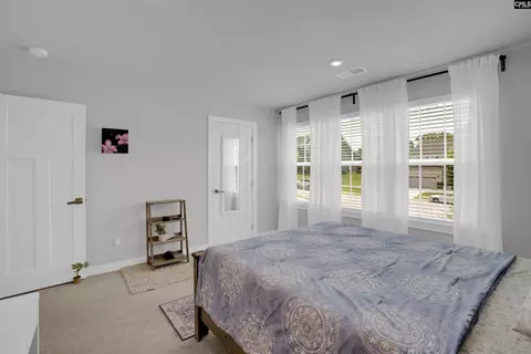 Bedroom - 712 Bentgrass Ct, Elgin, SC 29045 photo 8 of 12