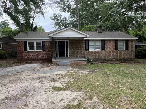 8 Holiday Cir, Columbia, SC 29206