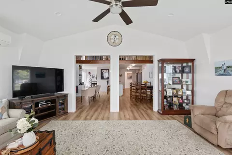Entry Way - 675 E Point Dr, Gilbert, SC 29054 photo 4 of 10
