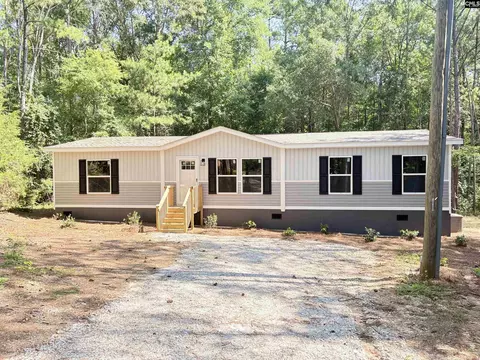 211 Compass Dr, Newberry, SC 29108
