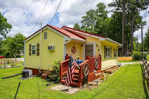 124 Landing Rd, Prosperity, SC 29127
