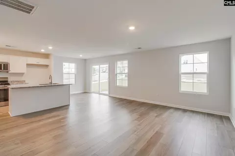 Living - 6018 Edgemont Ct, Elgin, SC 29045 photo 6 of 6