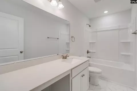 Bath - 6018 Edgemont Ct, Elgin, SC 29045 photo 3 of 3