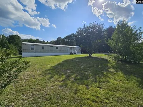 141 Maplewood Dr, Lexington, SC 29073