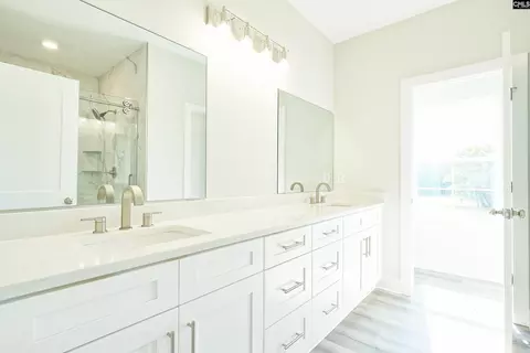 Bath - 704 Martin Smith Rd, Gilbert, SC 29054 photo 1 of 5
