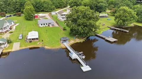 1037 Natures Cove Rd, Saluda, SC 29138