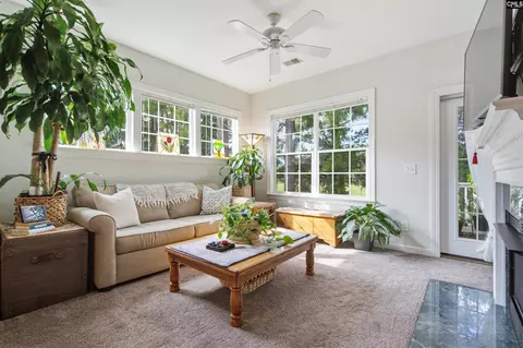 182 Golfview Ln, Summerville, SC 29485