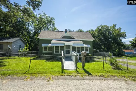 1216 Player St, Newberry, SC 29108