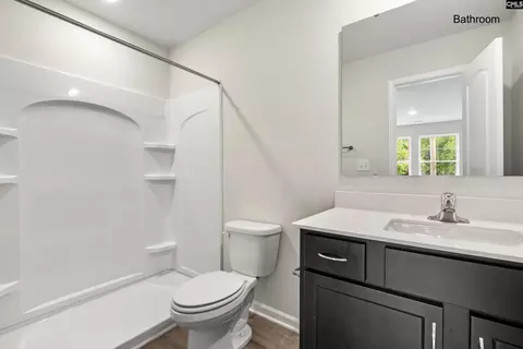 Bath - 1707 Evans Dr, Lancaster, SC 29720 photo 2 of 5