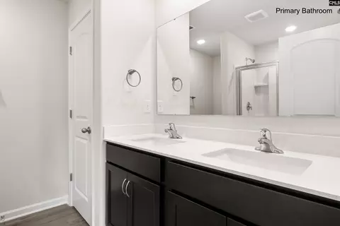 Bath - 1707 Evans Dr, Lancaster, SC 29720 photo 3 of 5