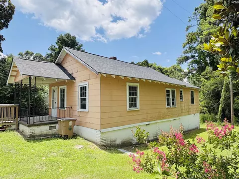 127 Feaster St, Whitmire, SC 29178
