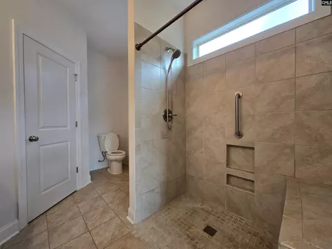 Bath - 736 Millpoint Way, Elgin, SC 29045 photo 2 of 4