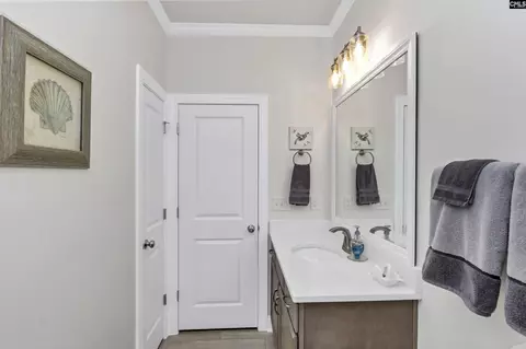 Bath - 3350 Rustic Dr, Sumter, SC 29150 photo 3 of 8