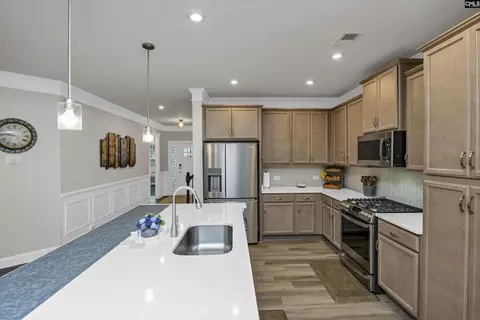 Kitchen - 3350 Rustic Dr, Sumter, SC 29150 photo 5 of 7